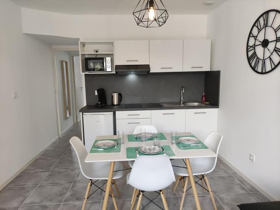 L'Atelier De La Cite - Parking Gratuit Securise Apartment การ์กาซอน ภายนอก รูปภาพ