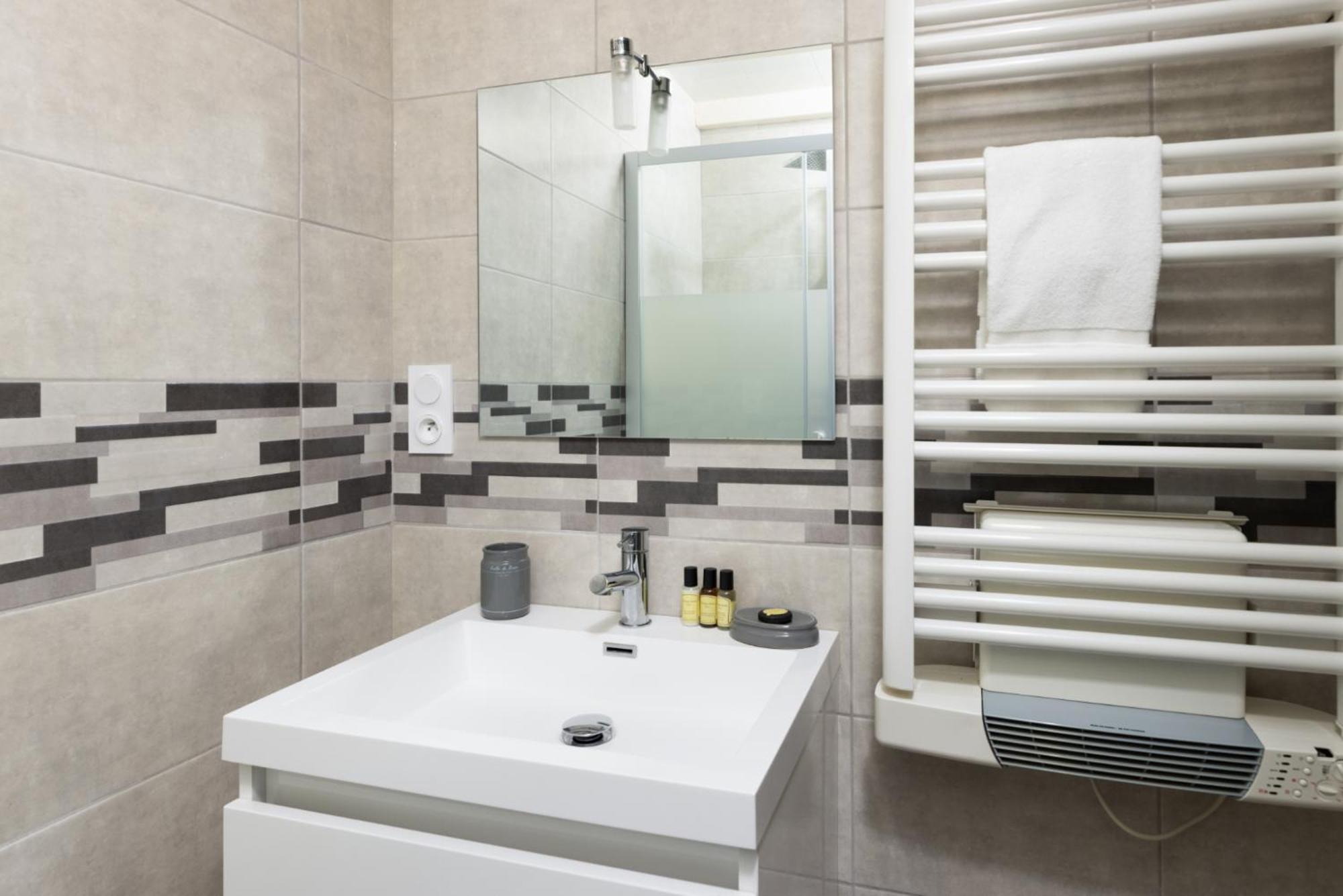 L'Atelier De La Cite - Parking Gratuit Securise Apartment การ์กาซอน ภายนอก รูปภาพ